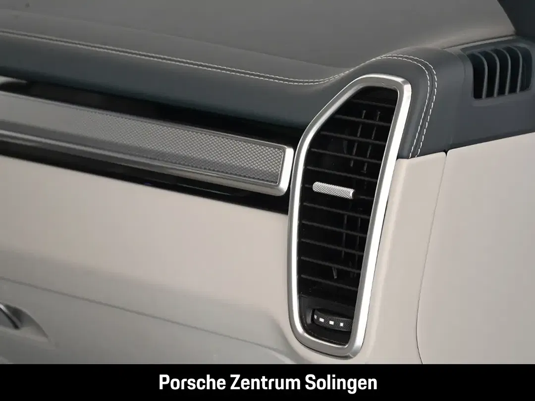 Porsche Cayenne - Thumbnail 21