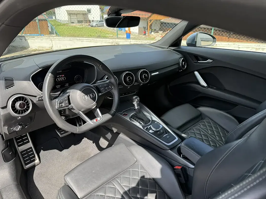 Audi TTS - Thumbnail 11