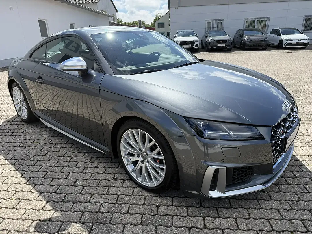 Audi TTS - Thumbnail 4