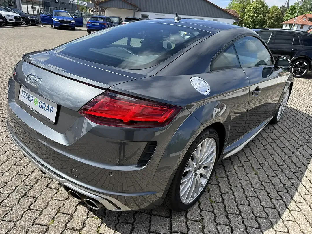 Audi TTS - Thumbnail 6