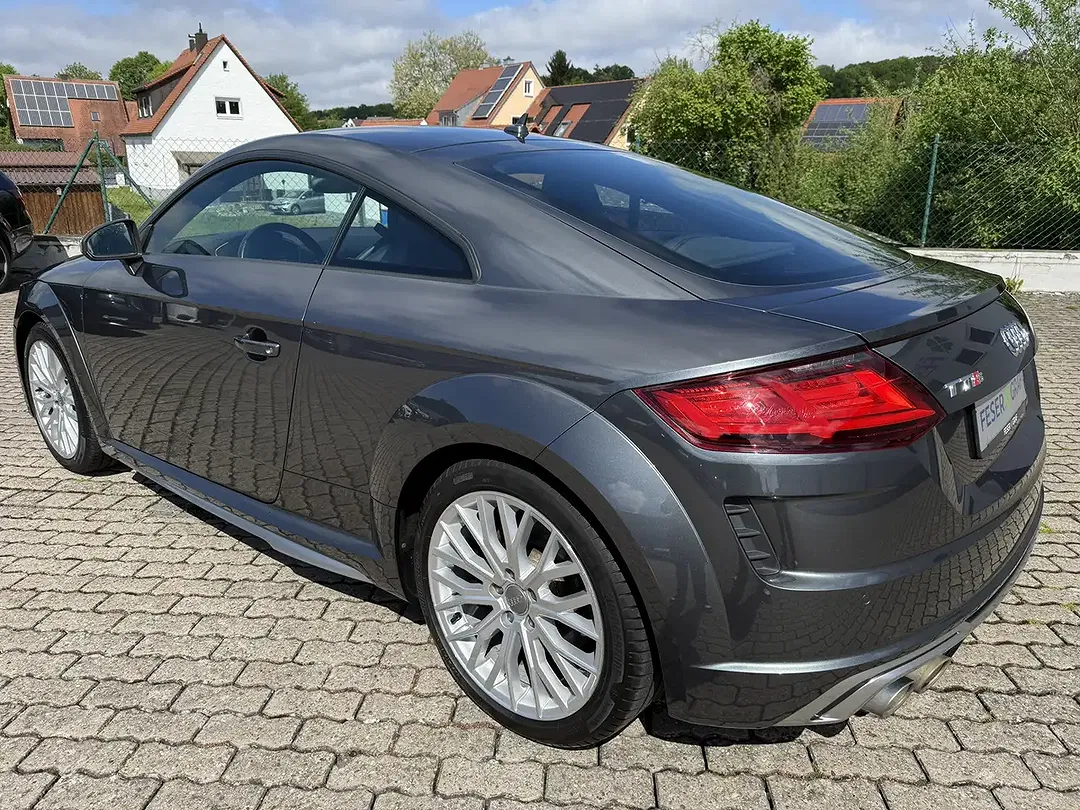 Audi TTS - Thumbnail 8