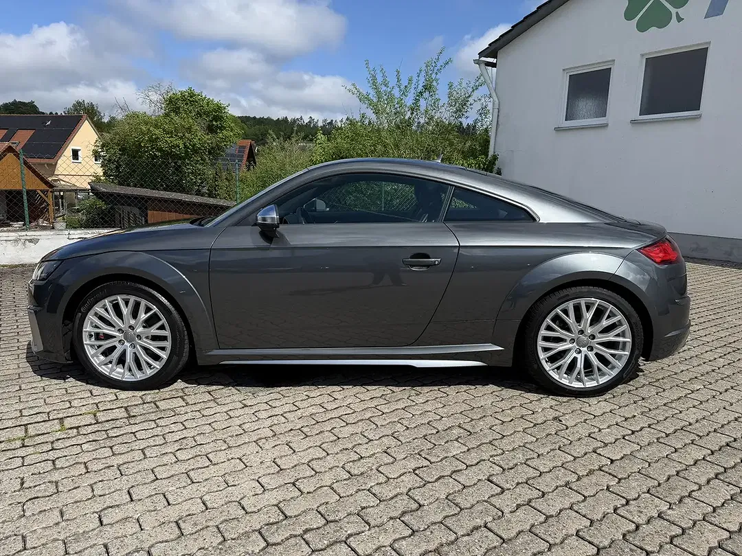 Audi TTS - Thumbnail 9