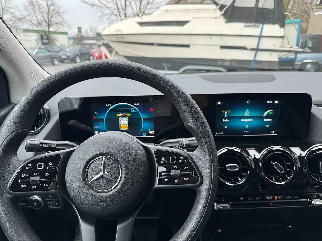 Mercedes-Benz B 180 - Thumbnail 10