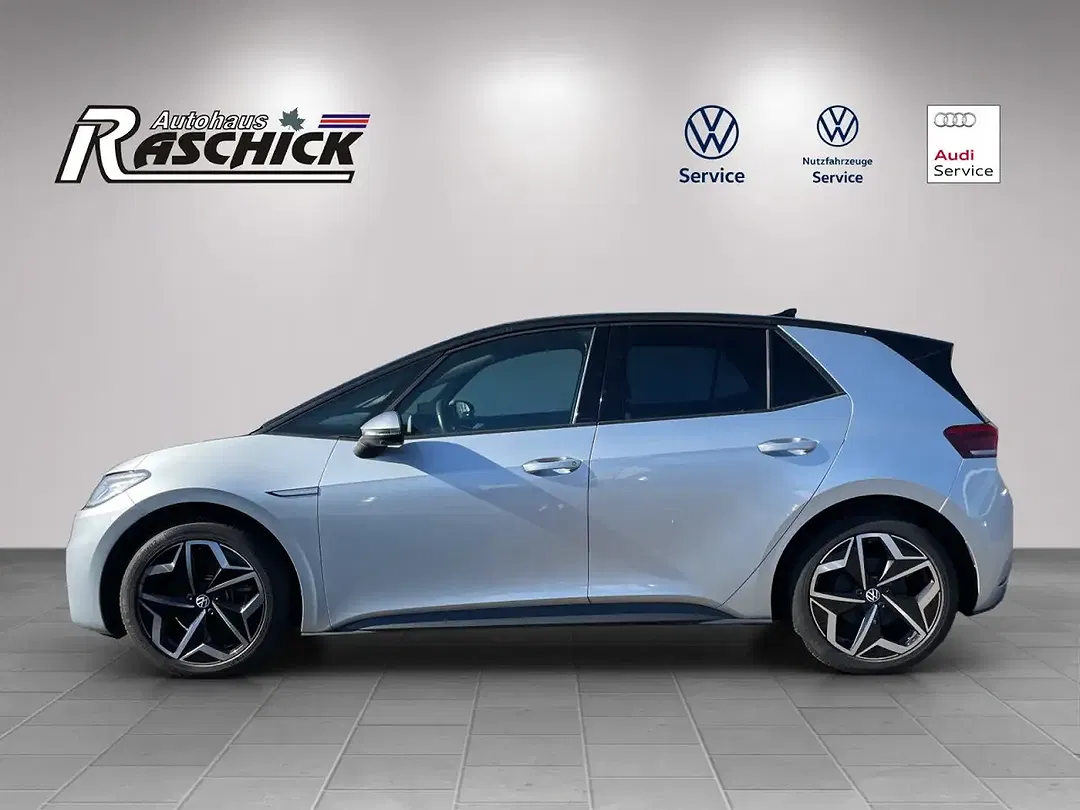 Volkswagen ID.3 - Thumbnail 3