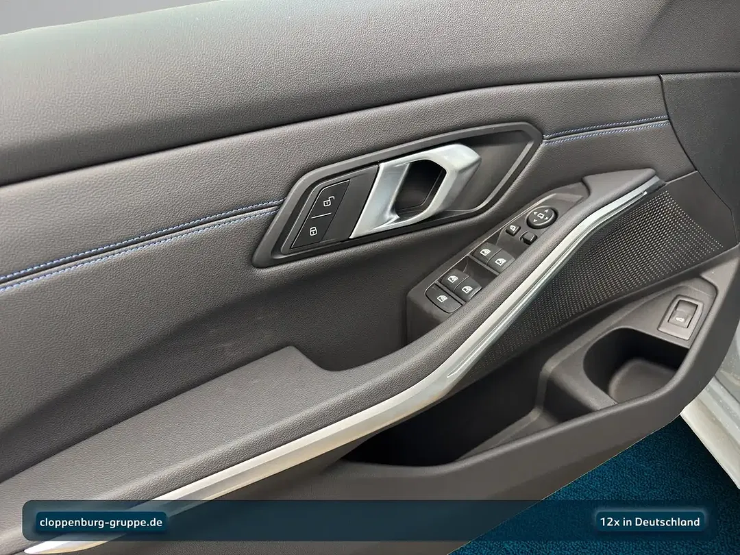 BMW 320 - Thumbnail 13