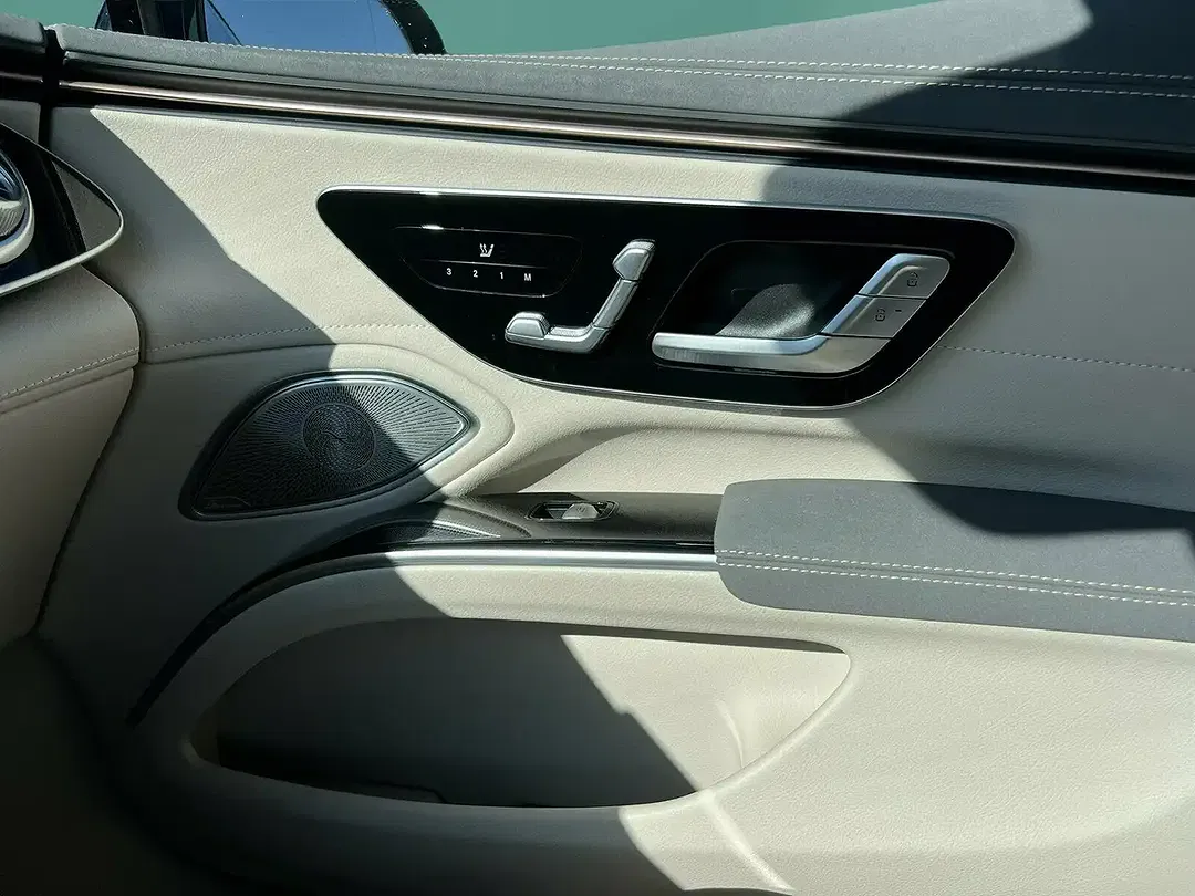 Mercedes-Benz EQS - Thumbnail 14
