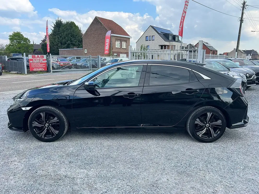 Honda Civic - Thumbnail 5
