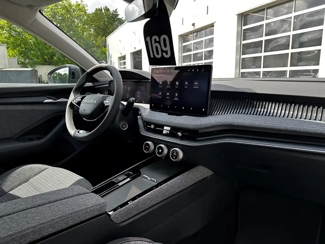 Skoda Superb - Thumbnail 5