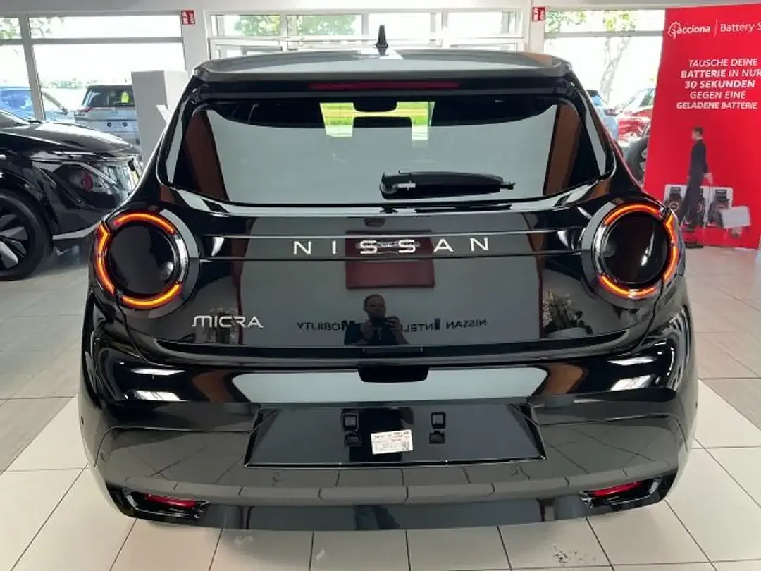 Nissan Micra - Thumbnail 5