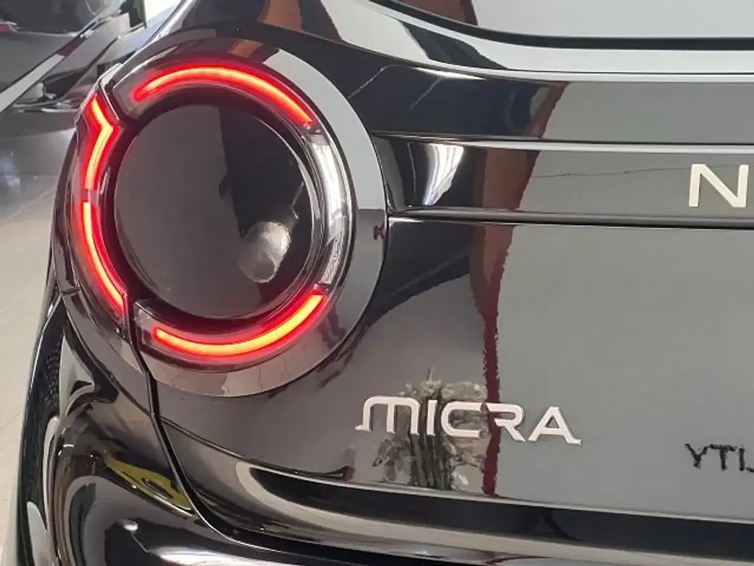 Nissan Micra - Thumbnail 8