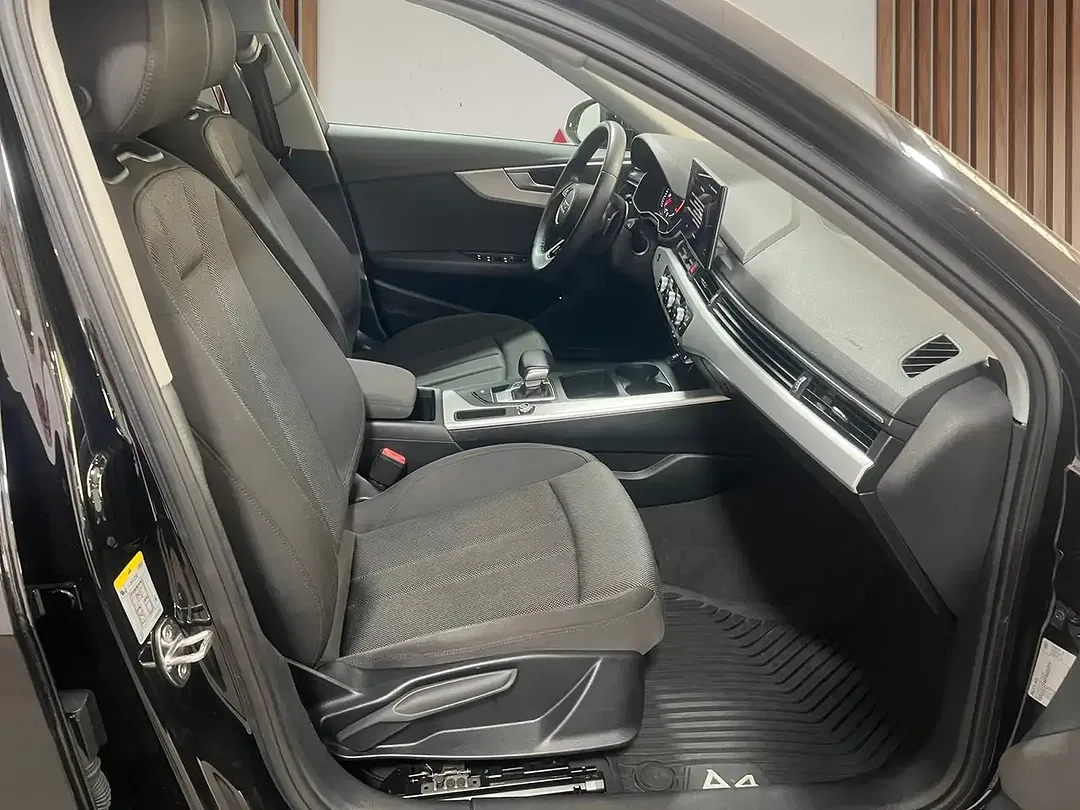 Audi A4 - Thumbnail 29