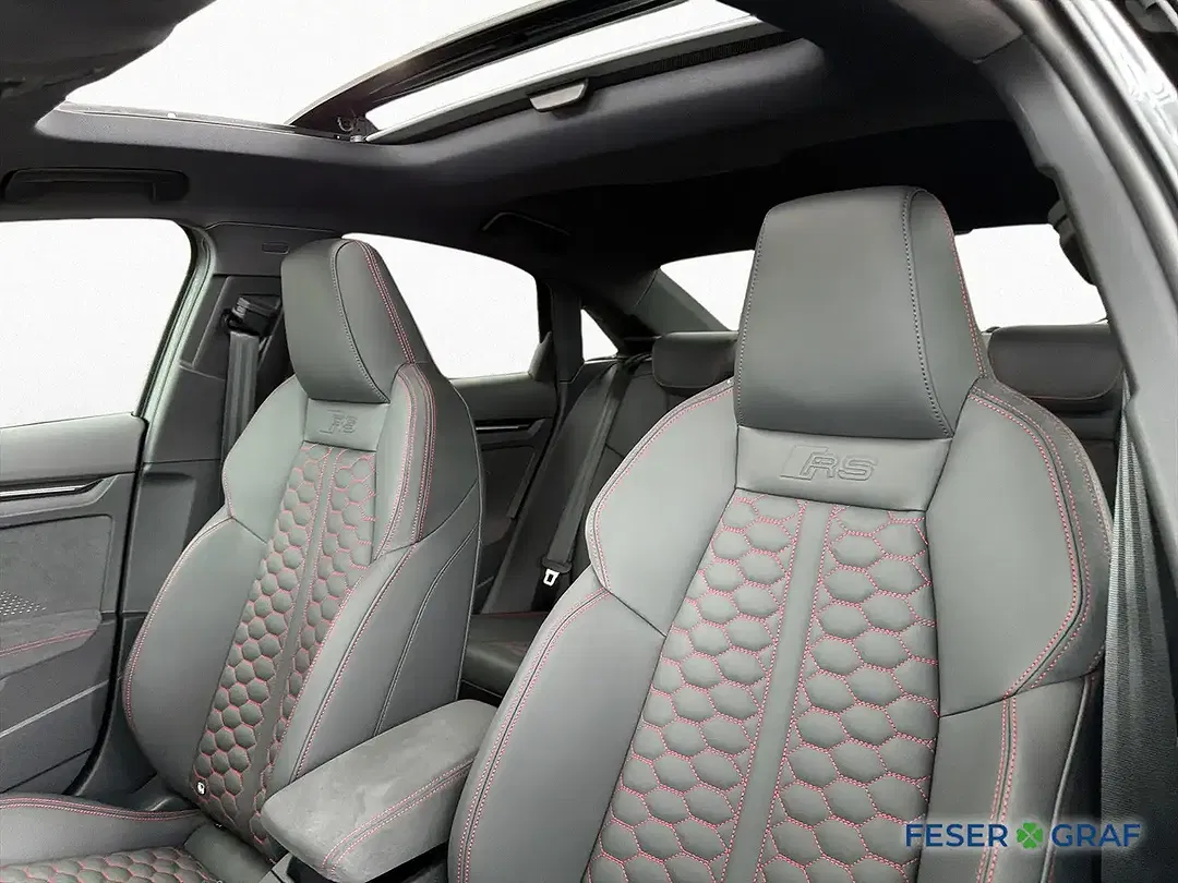 Audi RS3 - Thumbnail 11