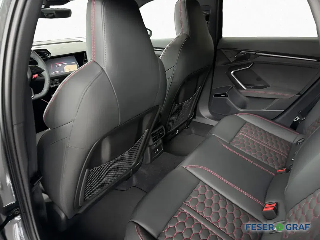Audi RS3 - Thumbnail 12