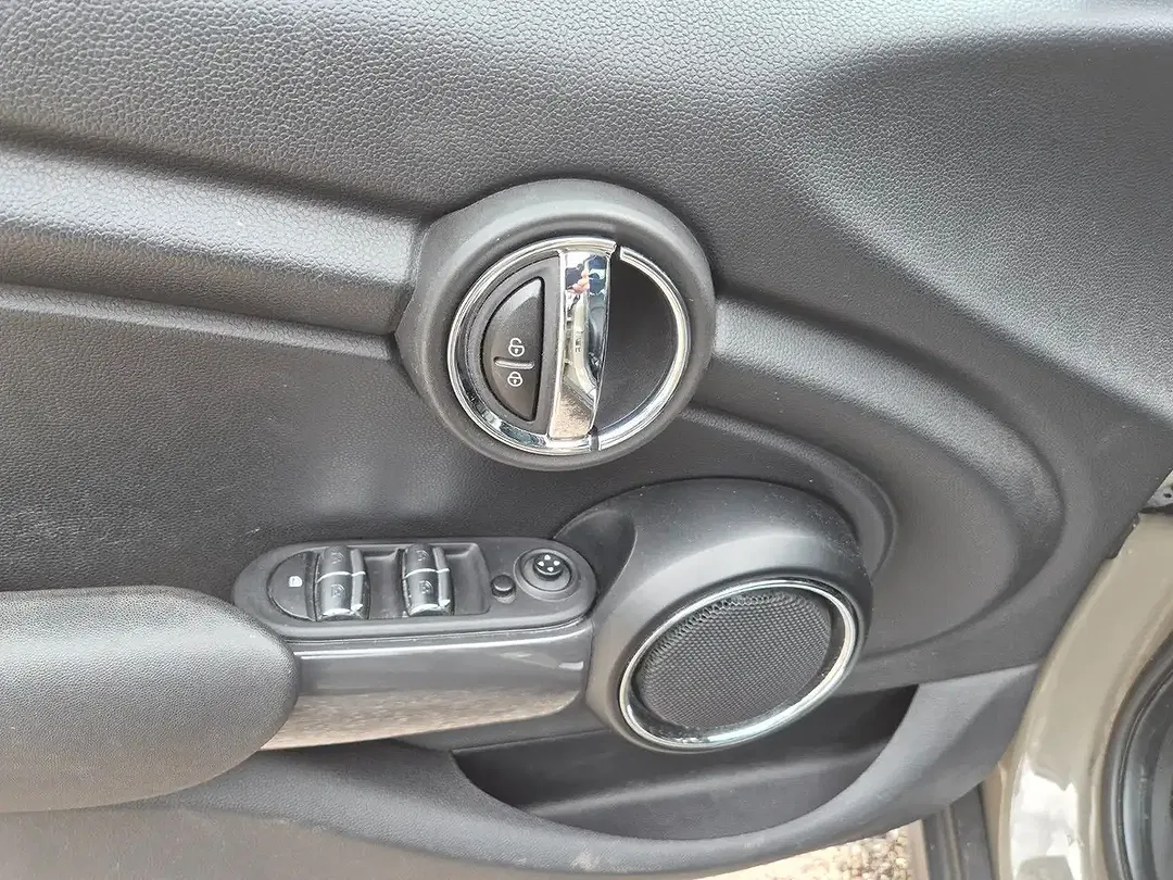 MINI Cooper - Thumbnail 8