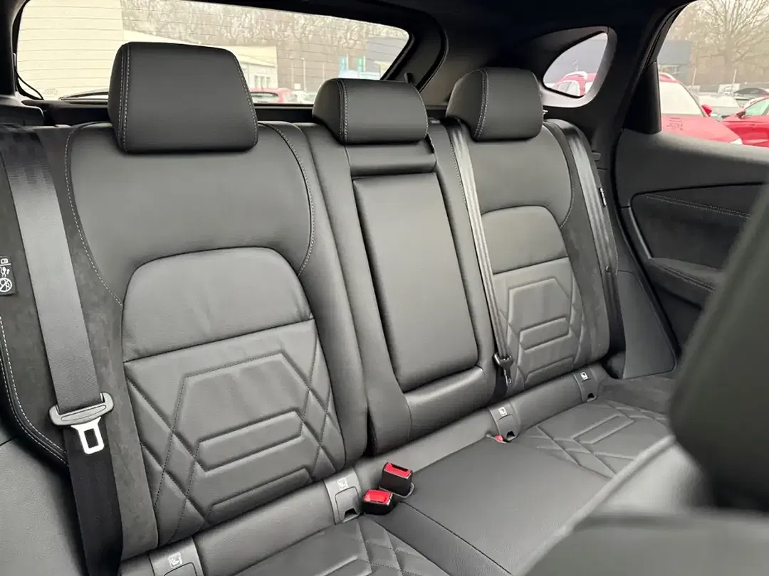Nissan Qashqai - Thumbnail 6