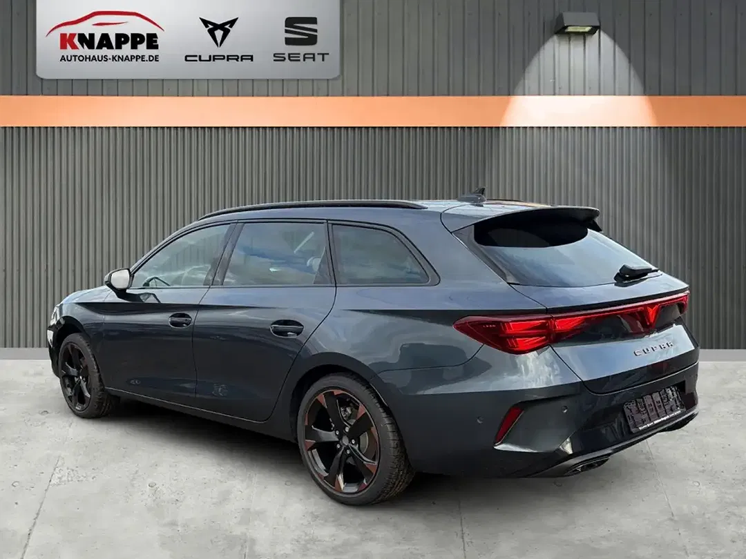 CUPRA Leon - Thumbnail 3