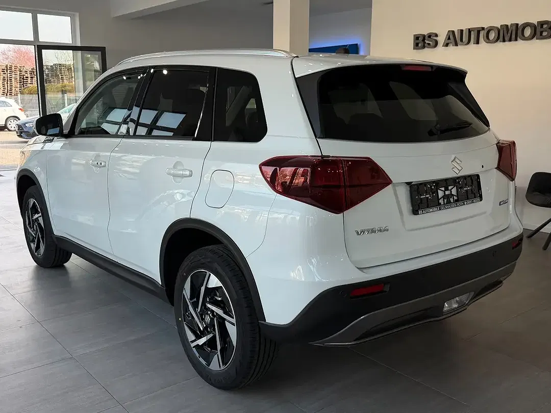 Suzuki Vitara - Thumbnail 5