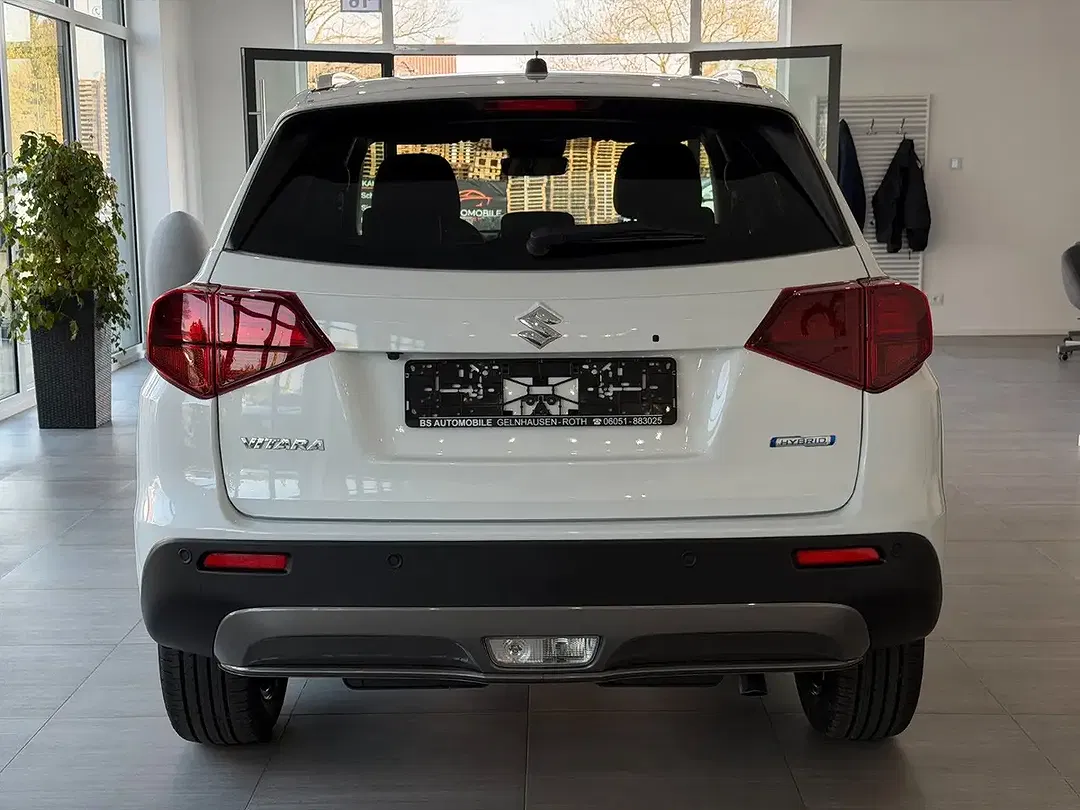 Suzuki Vitara - Thumbnail 6