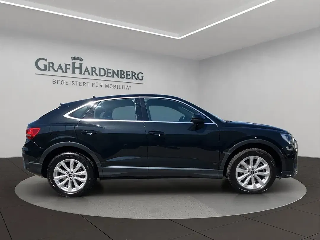 Audi Q3 - Thumbnail 7