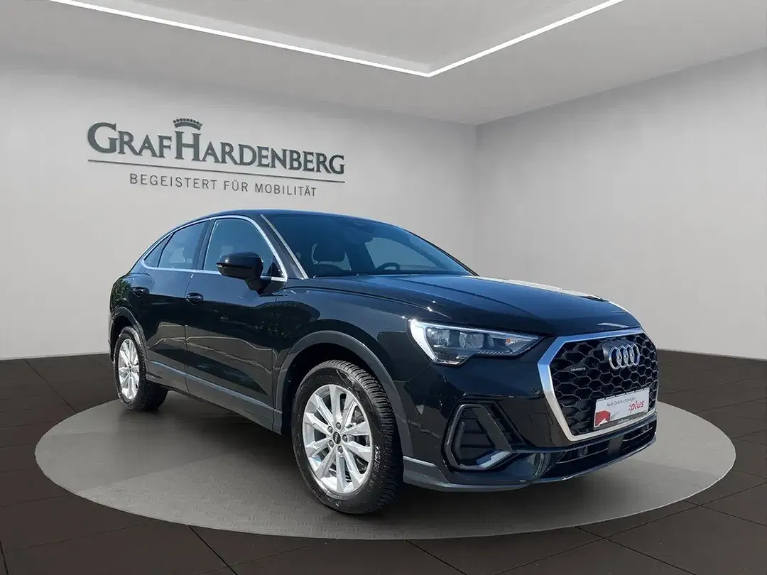 Audi Q3 - Thumbnail 8