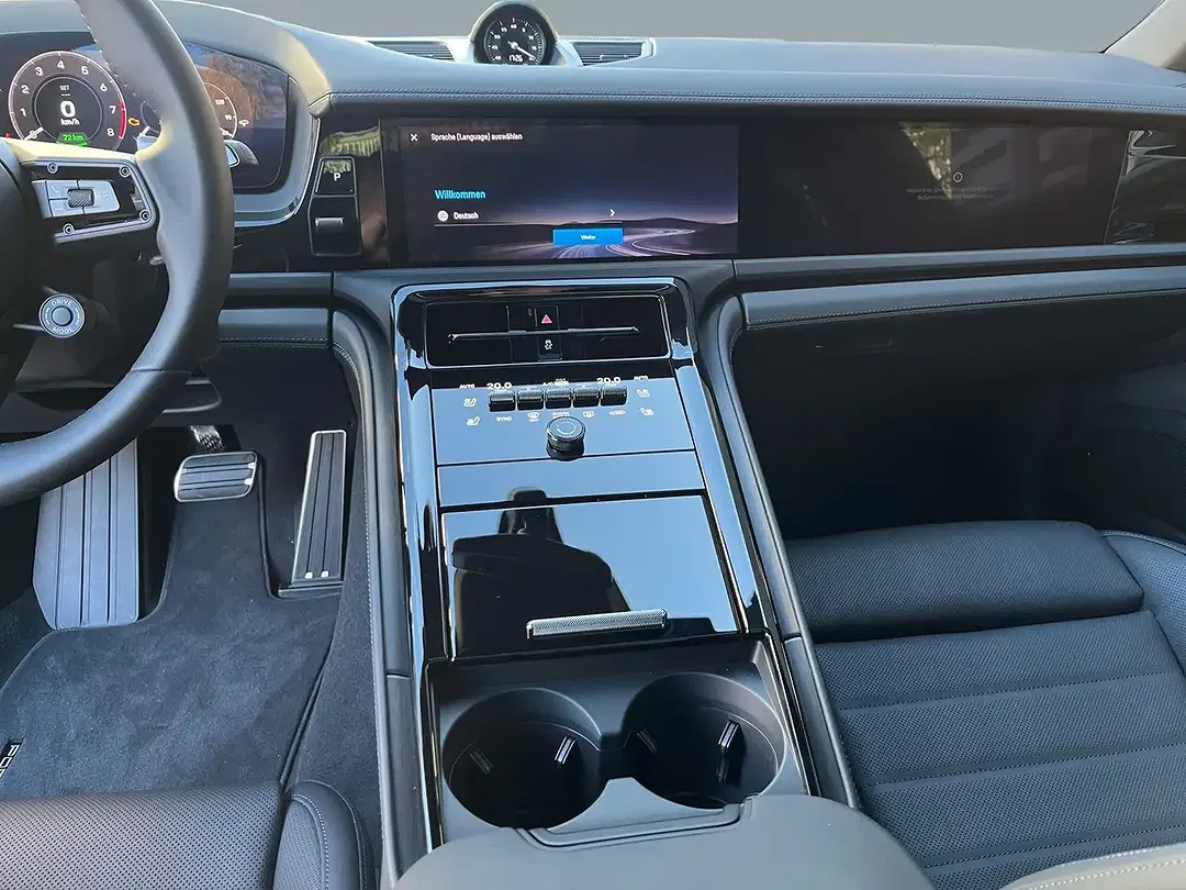 Porsche Panamera - Thumbnail 14