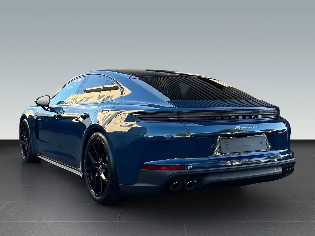Porsche Panamera - Thumbnail 3