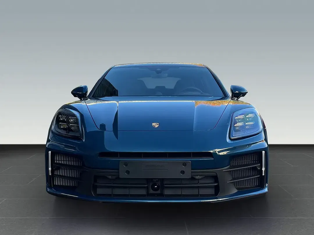 Porsche Panamera - Thumbnail 6