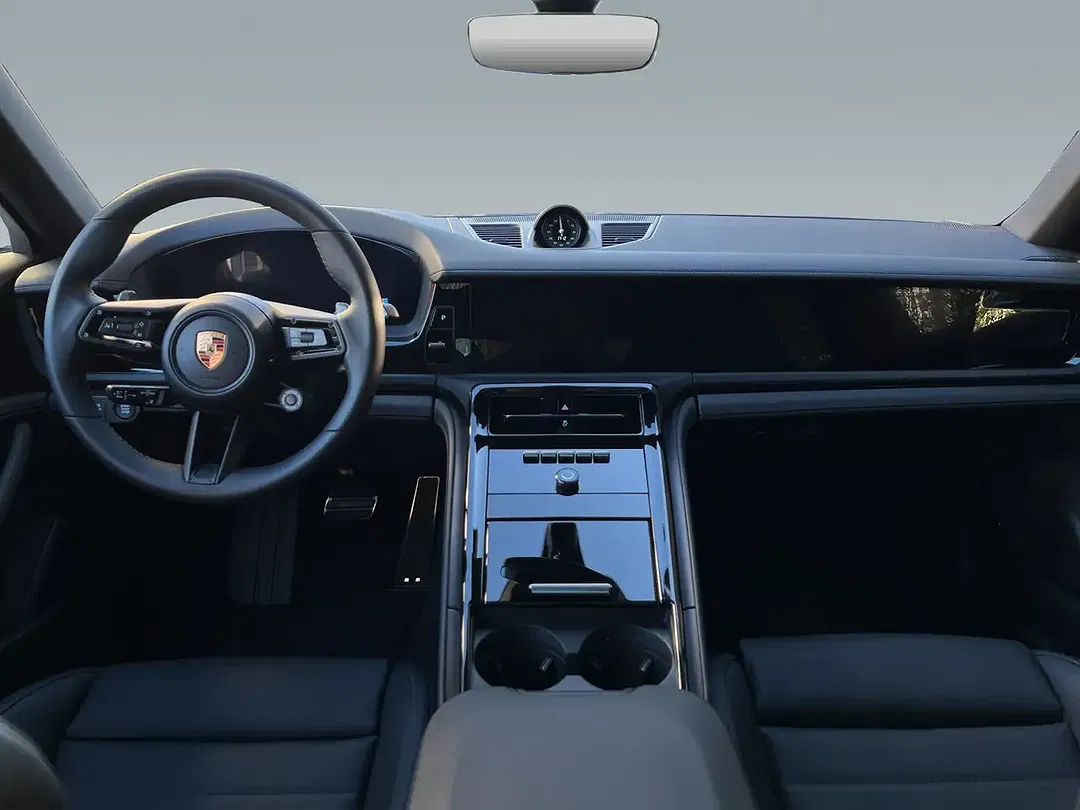 Porsche Panamera - Thumbnail 9