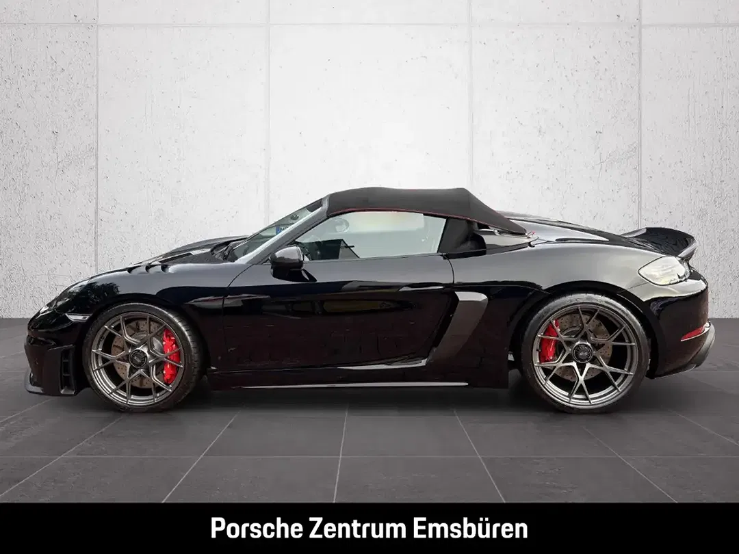 Porsche 718 Spyder - Thumbnail 2