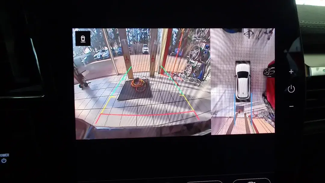 Mitsubishi Eclipse Cross - Thumbnail 10