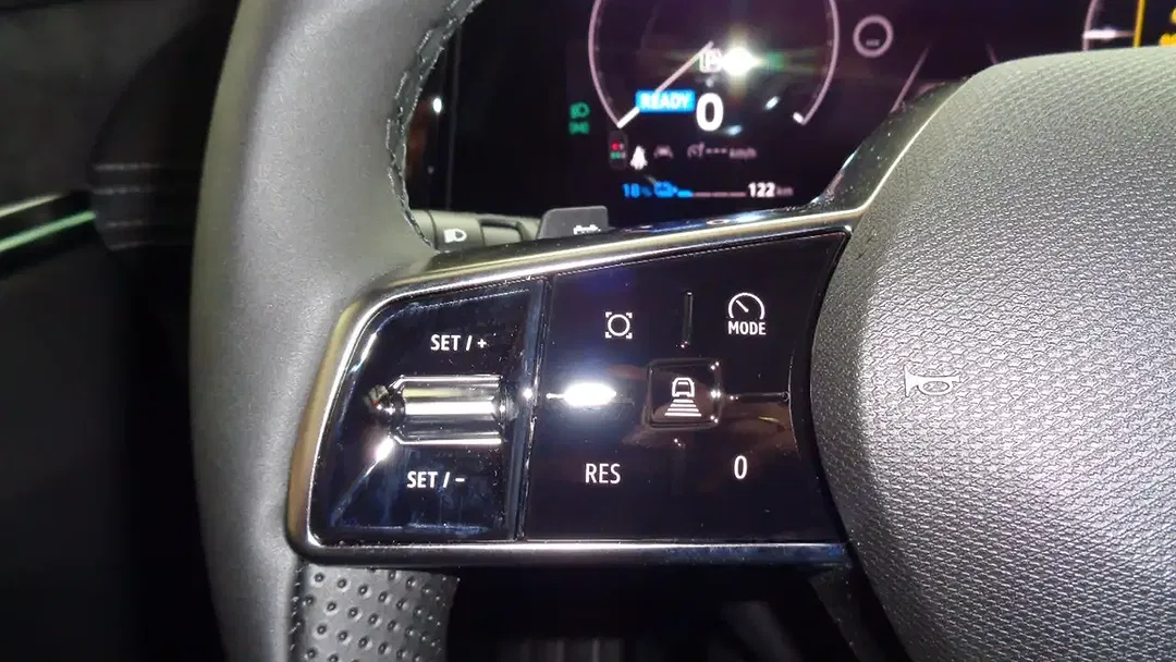 Mitsubishi Eclipse Cross - Thumbnail 13