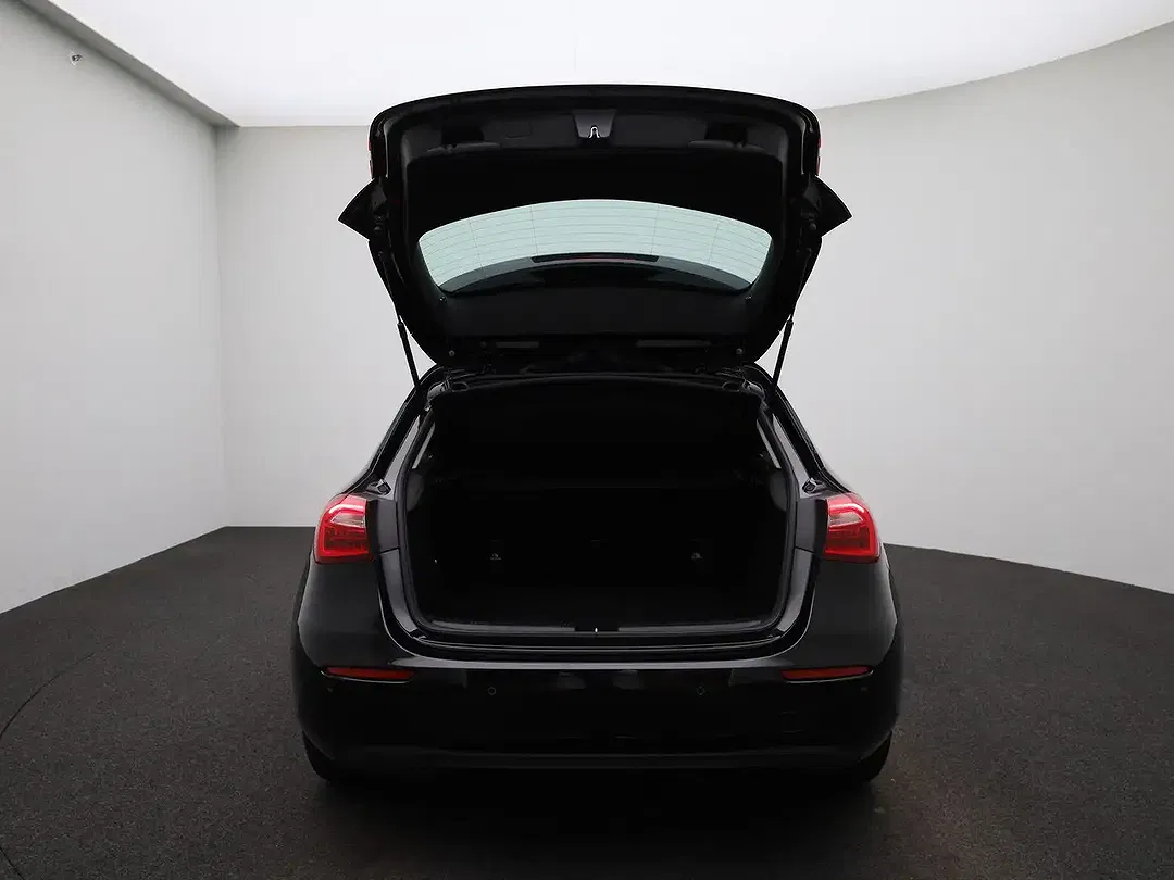 Mercedes-Benz A 160 - Thumbnail 11