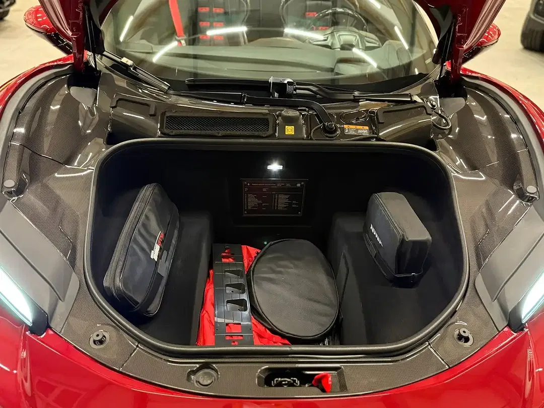Ferrari 296 GTS - Thumbnail 14
