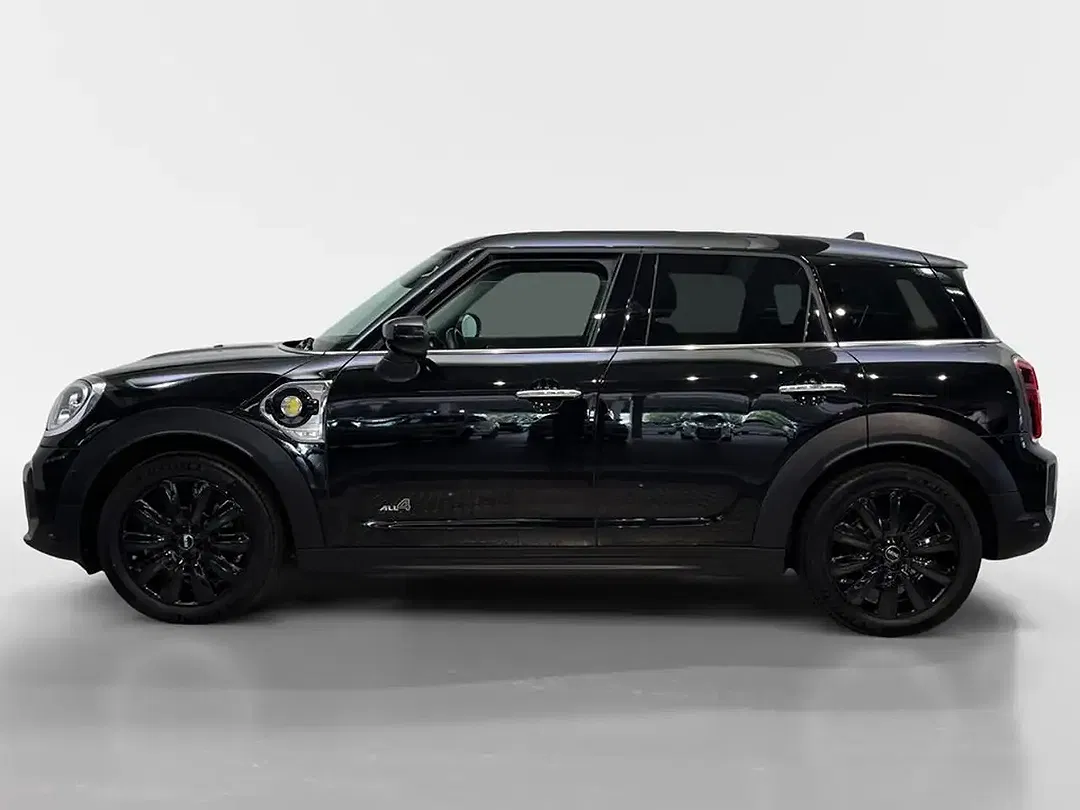 MINI Cooper SE Countryman - Thumbnail 4