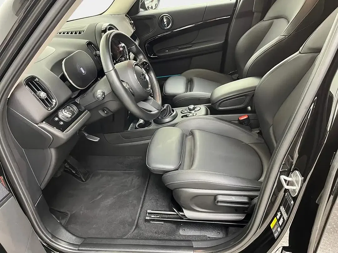 MINI Cooper SE Countryman - Thumbnail 9