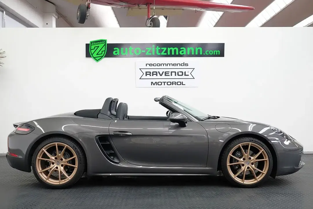 Porsche Boxster - Thumbnail 2