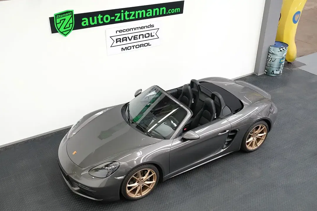 Porsche Boxster - Thumbnail 8