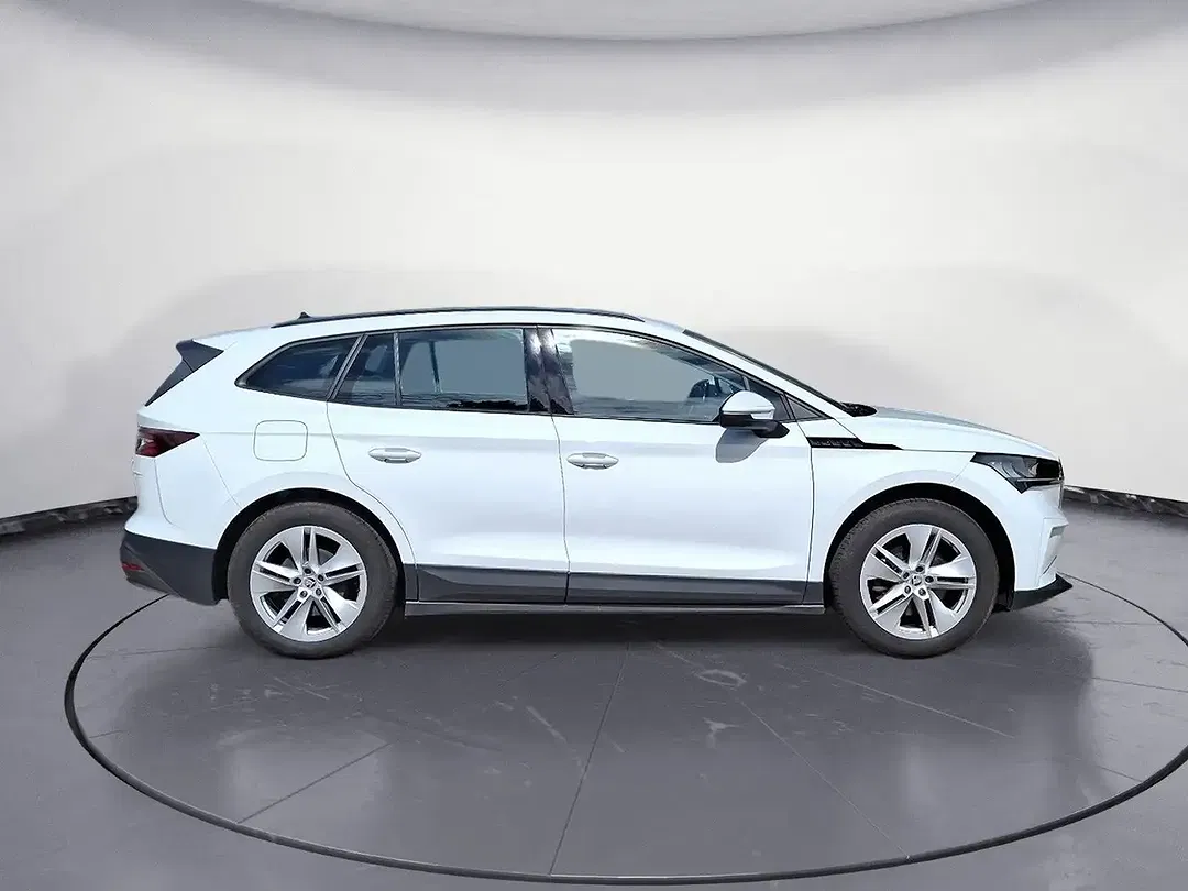 Skoda Enyaq - Thumbnail 5
