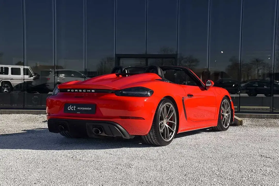 Porsche 718 Spyder - Thumbnail 4