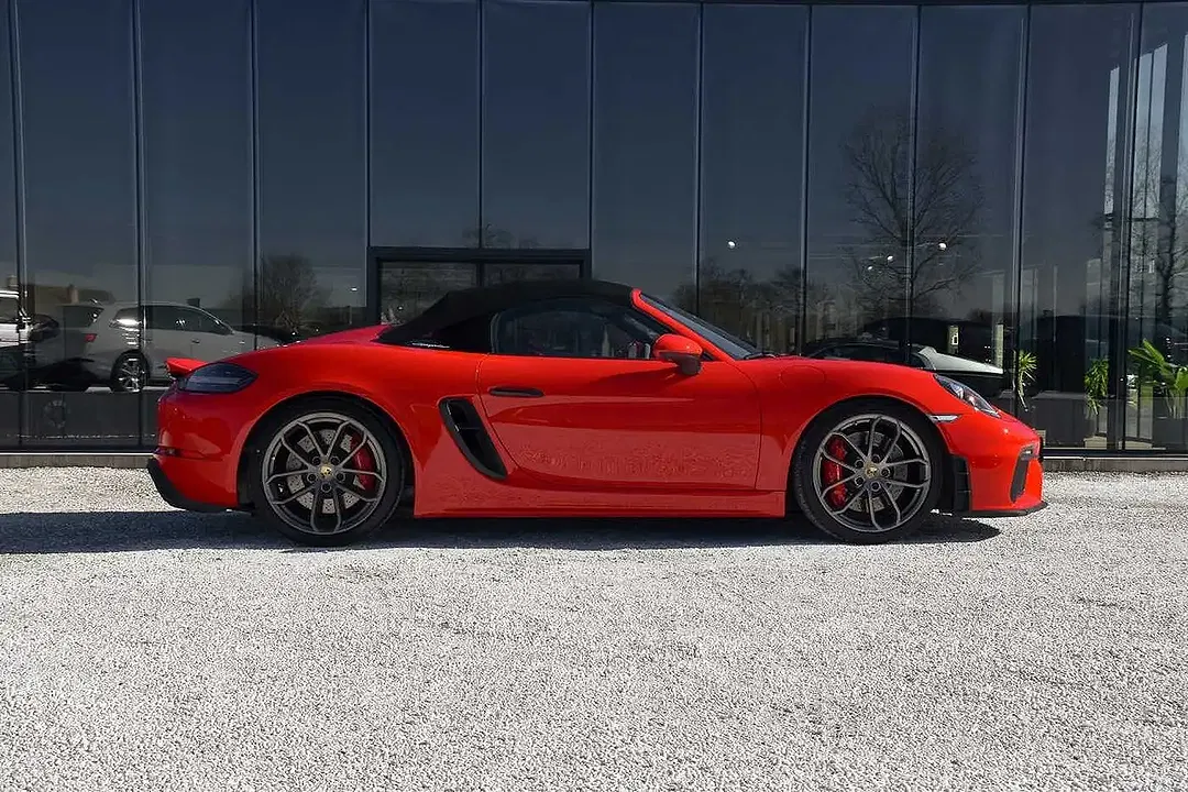 Porsche 718 Spyder - Thumbnail 7