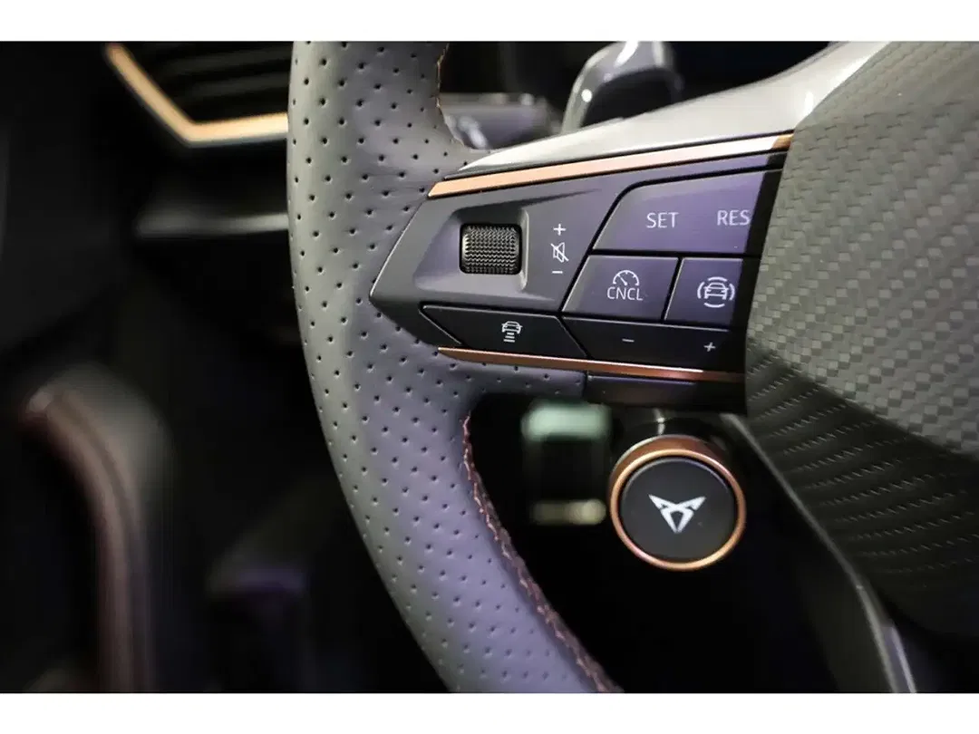 CUPRA Leon - Thumbnail 9