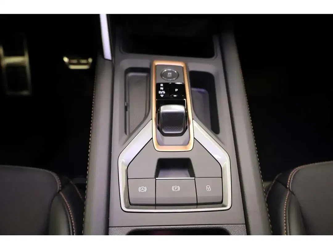 CUPRA Leon - Thumbnail 12