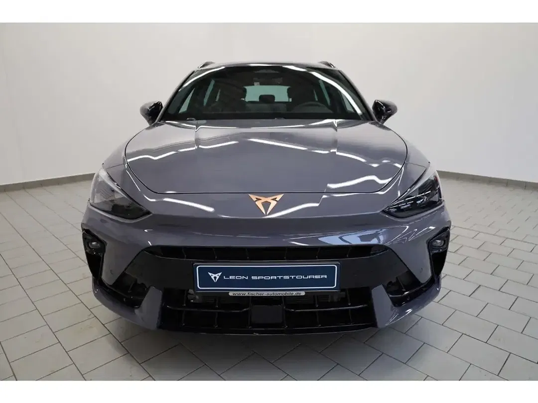 CUPRA Leon - Thumbnail 2