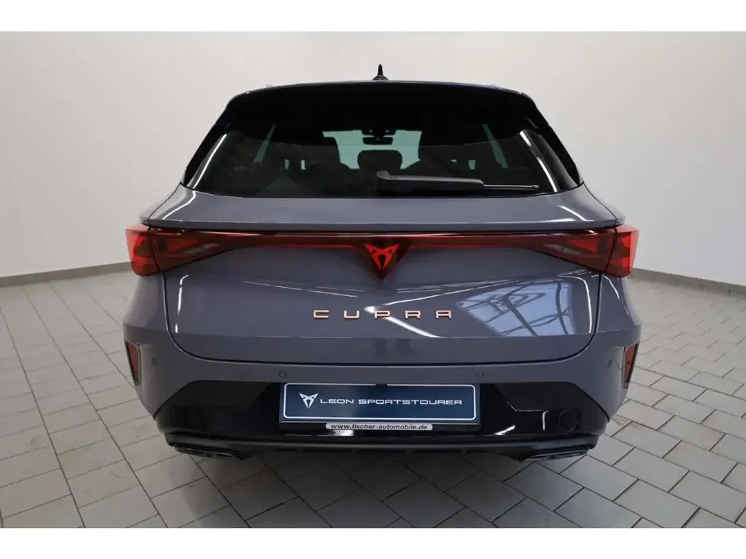 CUPRA Leon - Thumbnail 4