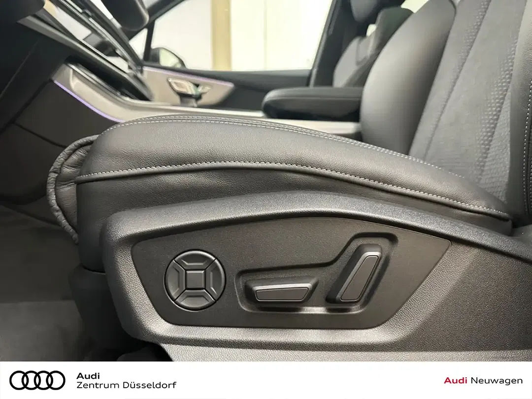 Audi Q7 - Thumbnail 11