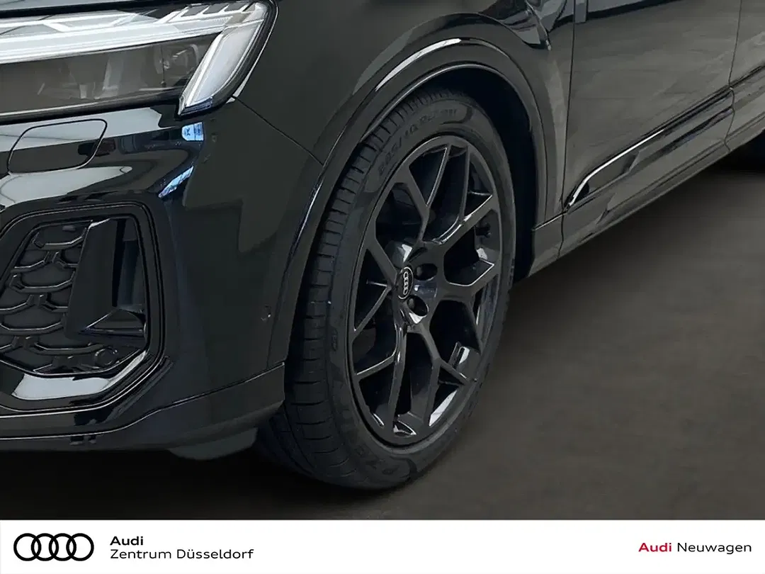 Audi Q7 - Thumbnail 8
