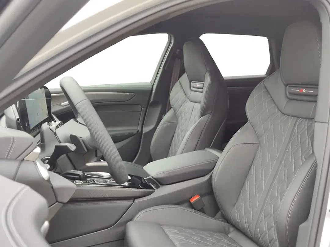 Audi A6 - Thumbnail 11