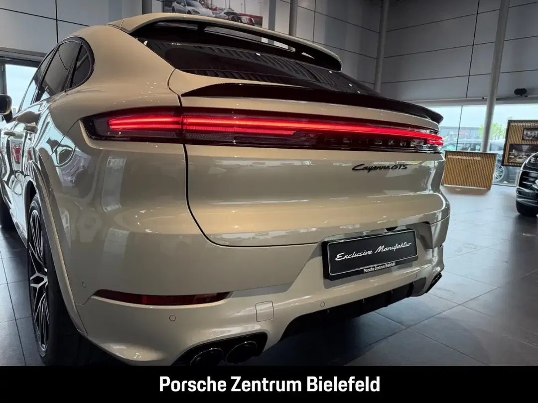 Porsche Cayenne - Thumbnail 15