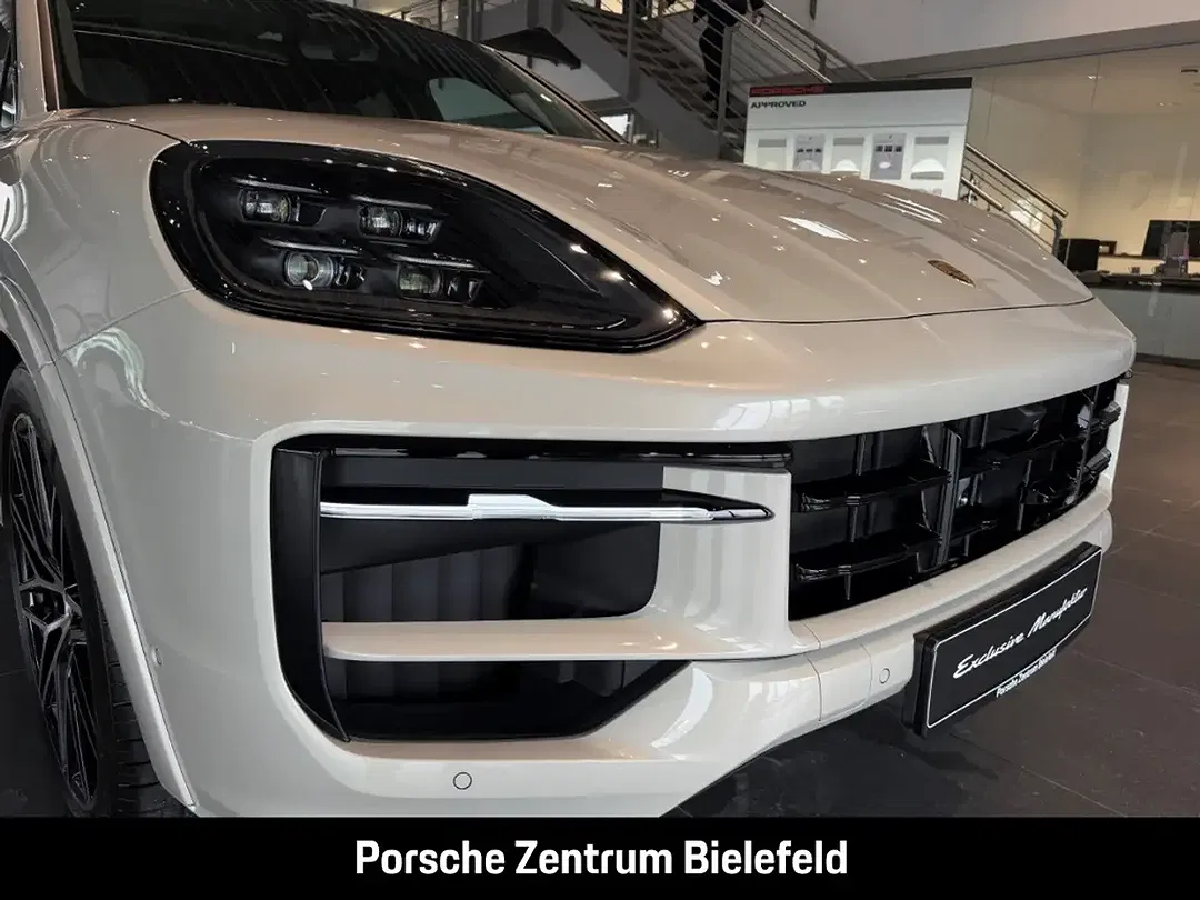 Porsche Cayenne - Thumbnail 9