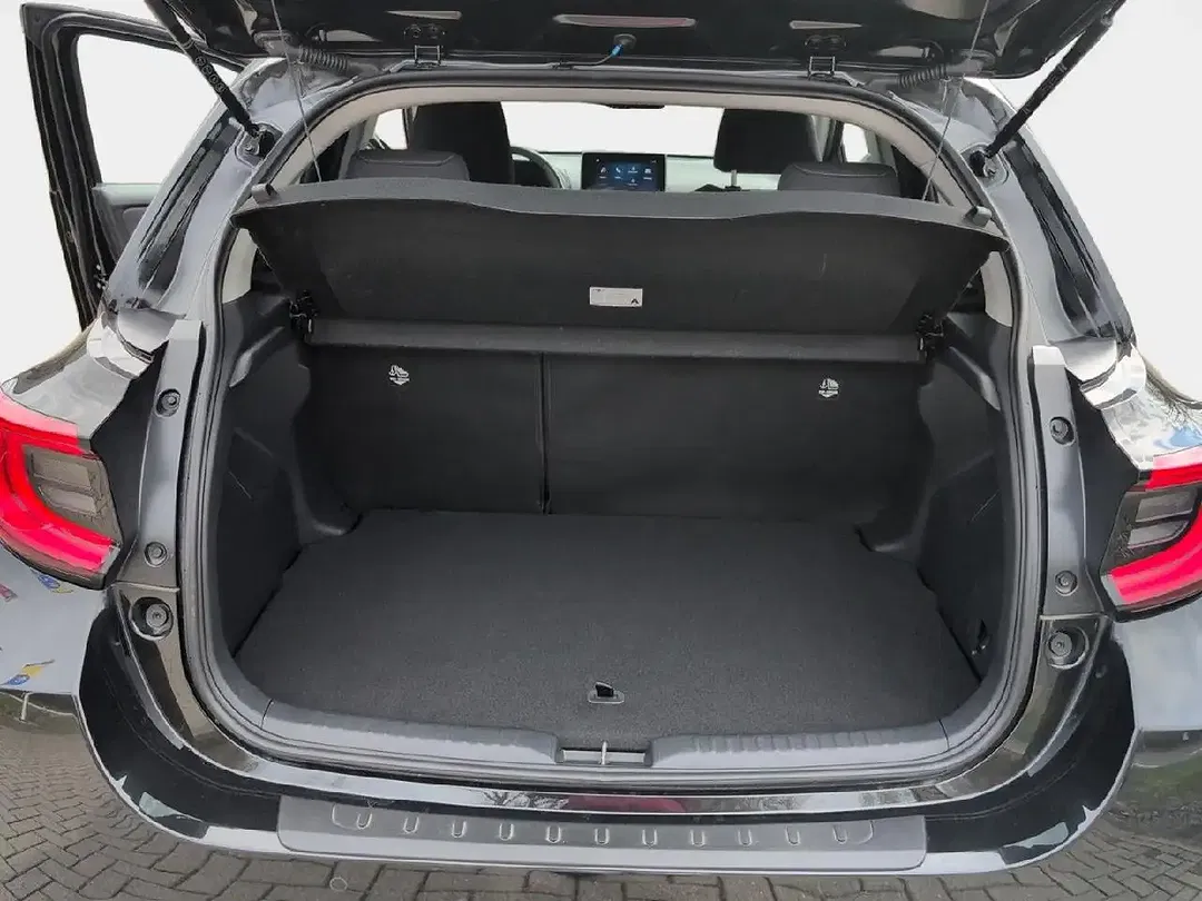 Toyota Yaris - Thumbnail 15